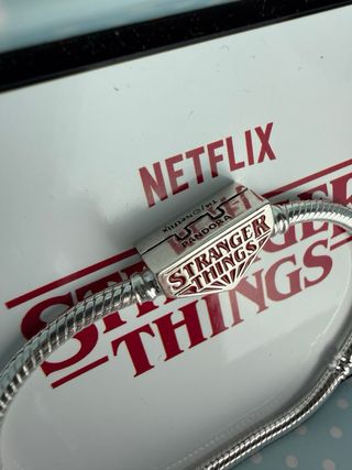 Pulsera Stranger Things 16cm