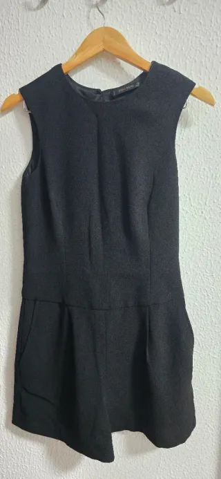 Mono negro Zara Basic Talla XS