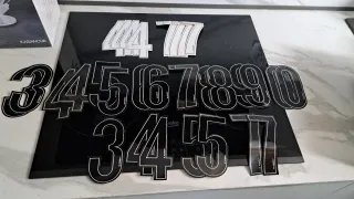 Numeri adesivi grandi M. Robert