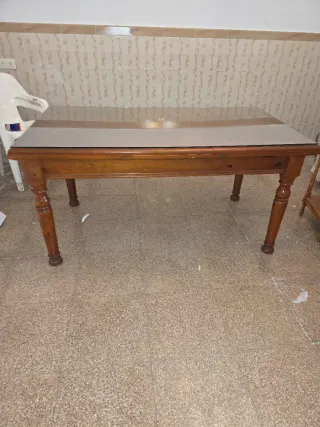 Mesa extensible madera y cristal 1.50m