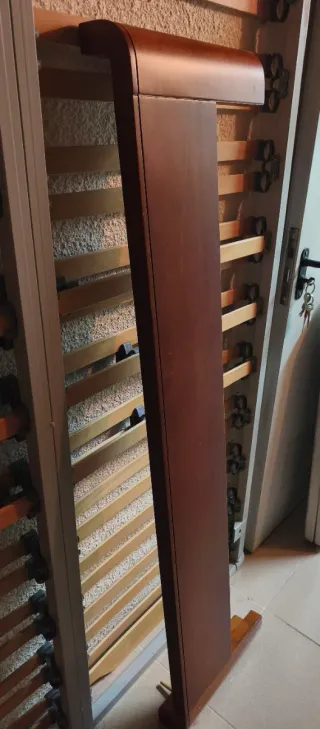 Cabecero cerezo 135cm con base y bañera.