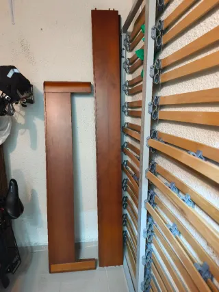 Cabecero cerezo 135cm con base y bañera.