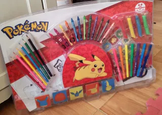 Set de Arte Pokémon Lápices Crayones Rotuladores