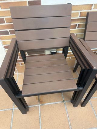 Mesa exterior terraza gratis  y 6 sillas de jardín