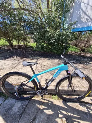 Berria Bravo 7.1 (AXS Talla S/M)