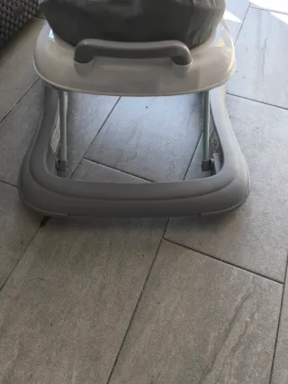 Caminador para bebé con actividades