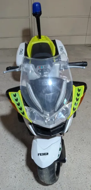 Moto Eléctrica Infantil Policía Blanca y Amarilla