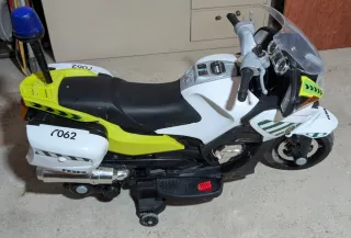 Moto Eléctrica Infantil Policía Blanca y Amarilla