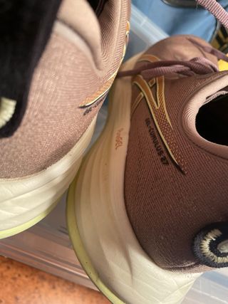 Zapatillas Asics Gel Cumulus 27