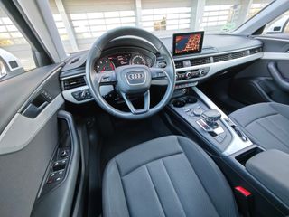 Audi A4 Advanced 35 TDI 110kW (150CV) S tronic