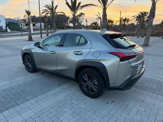 LEXUS UX250H garantia 15 años