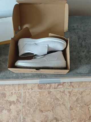 Zapatos blancos trabajo clínica T40 anatomicos
