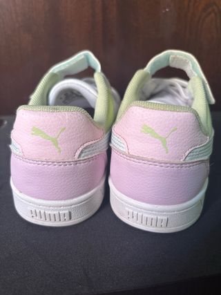 Zapatillas Puma Niña Talla 33