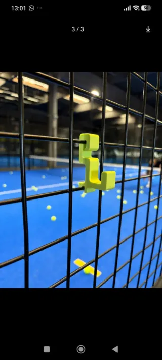 Percha para pista de pádel