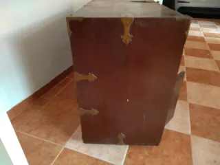 Bargueño de madera para restaurar