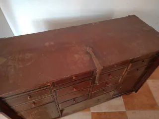 Bargueño de madera para restaurar