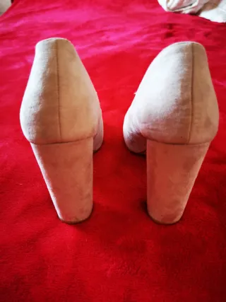 Zapatos nuevos sin usar