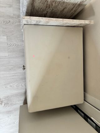 Cómoda y Mesitas Polipiel Blanca