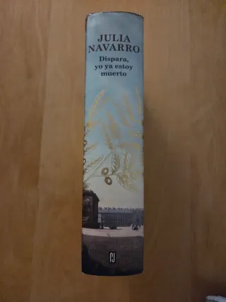 Libro Julia Navarro - Muy buen estado