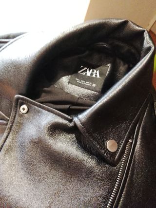 Cazadora Polipiel Zara Negra