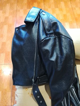 Cazadora Polipiel Zara Negra