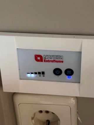 Casete chimenea NORDICA cristal y metal