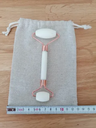 Rodillo facial cuarzo blanco