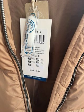 Plumífero Garcia Marrón con Capucha