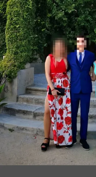 Vestido floral rojo y blanco-rosado de estampado