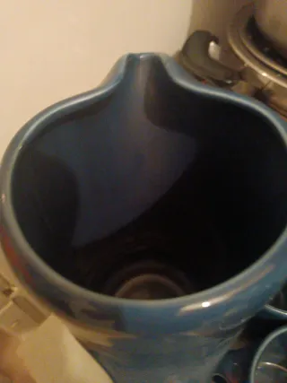 Jarra y 6 vasos de cerámica azul