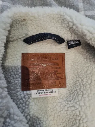 Chaqueta tejana Levi's con borrego