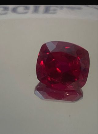 Rubí Mogok 11.05 Quilates Impecable