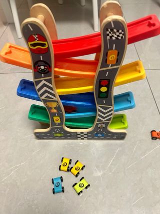 Piste macchine dilegno per bambini piccoli