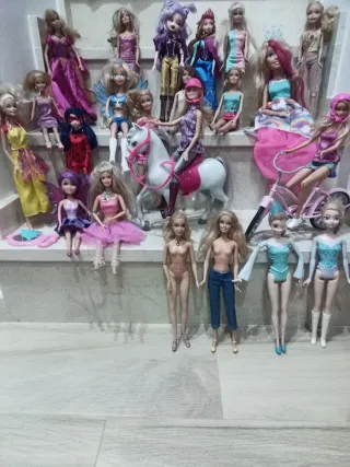 Lote de Muñecas Variadas