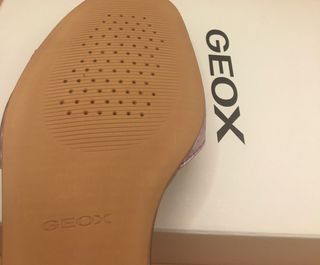 Geox Sandalias Tacón Bajo y Hebilla 100% Piel Lila