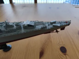 Maqueta Barco Militar y Submarino