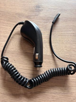 Cargador mechero coche con cable espiral