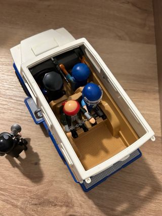 Camión blindado Playmobil policía