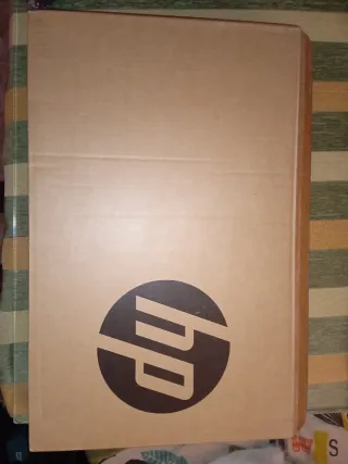 Portátil HP 15,6 FHD + Office