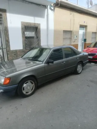 Mercedes-Benz mercedes 300 diesel 1988