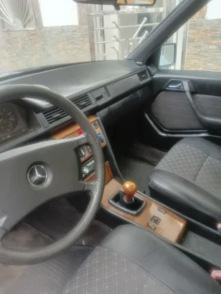 Mercedes-Benz mercedes 300 diesel 1988