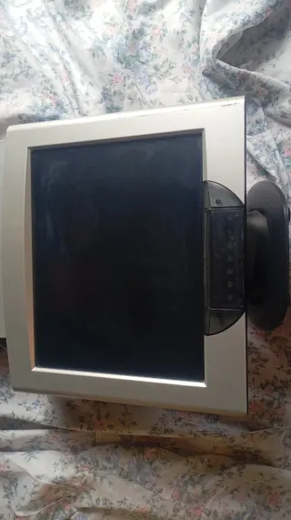 Pantalla Táctil Ordenador Negra/Plateada