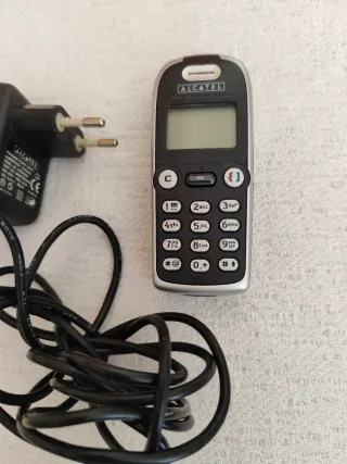 Teléfono Móvil Alcatel One Touch 311