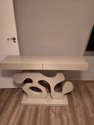 Mueble de diseño para entrada o recibidor