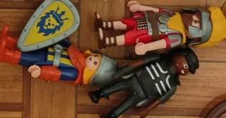 Lote playmobil Caballeros y Guerrero