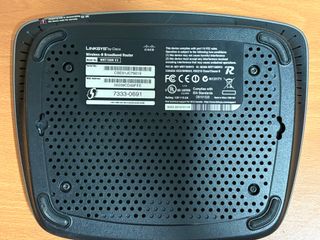 3 Routers Cisco Linksys
