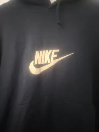 Sudadera Nike azul marino con Logo Beige