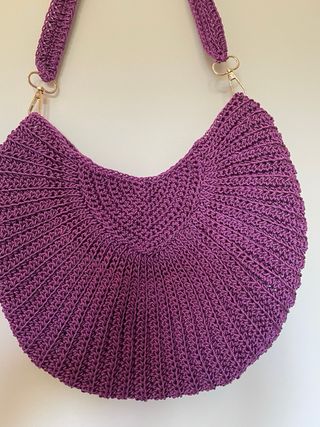 Bolso crochet morado hecho a mano