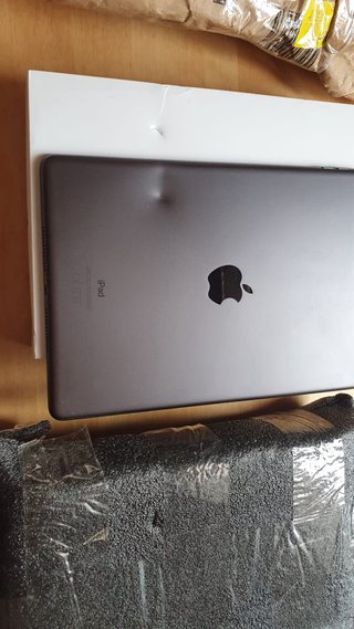 iPad 128GB Space grey