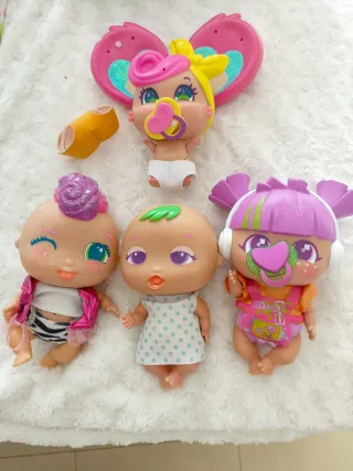 Varias Muñecas The Bellies y algún accesorio...